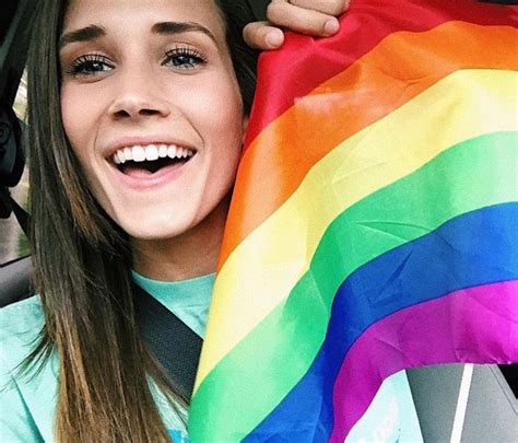 the beautiful shannon beveridge youtube vlogger nowthisisliving lesbian ♀ ♀ in 2019