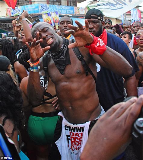 usain bolt parties up a storm at the trinidad carnival daily mail online