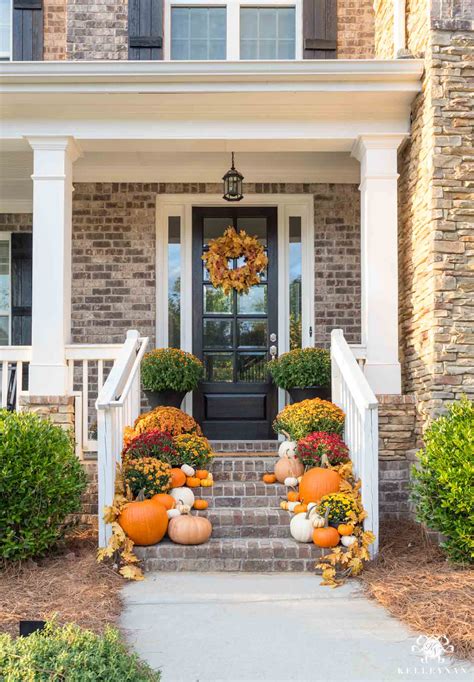 fall porch decor statement making front steps kelley