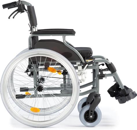 bolcom lichtgewicht rolstoel multimotion   cm zitbreedte