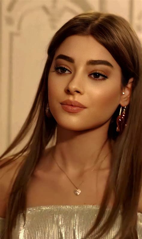 Turkish Women Beautiful Turkish Beauty Stylish Girl Pic Dark Makeup