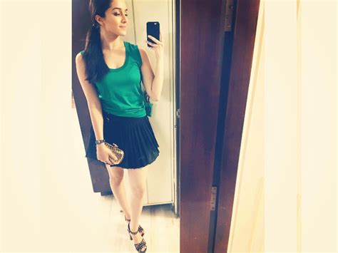 Pic Shraddha Kapoor Shows Us How To Keep It Cool With This Mirror Selfie