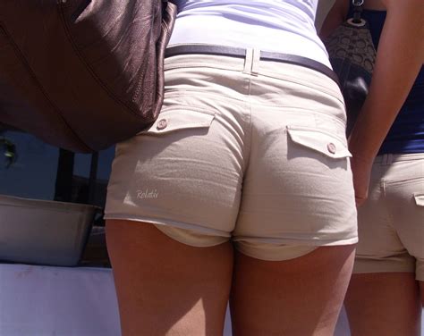 Cute Ass In Shorts Divine Butts Voyeur Blog