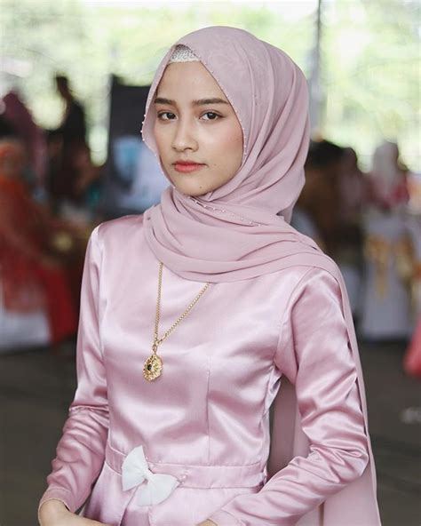 Hijab Chic Image By Krazix On Beauty Malay Girls Awek