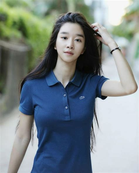 Pin By Edward Stoddard On Hyunji Asian Models Female Korean