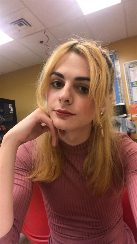 Bored Work Selfie So Glad To Be Home Now 😌 R Trans