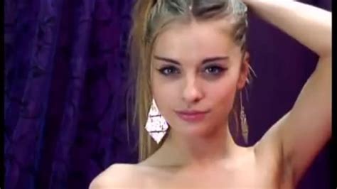 cute €l1y from ukraine naked on cam plays with blonde hair