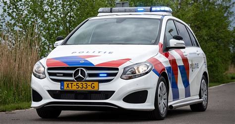 nieuwe mercedes politie autos aangepast na klachten autointernationaalnl