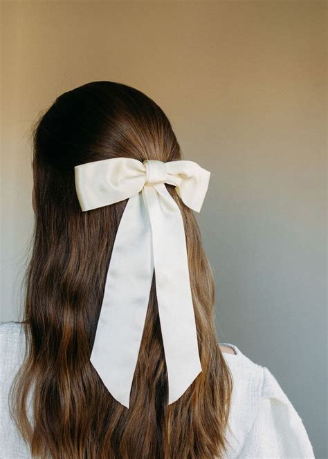 Virginia Bow In 2021 Aesthetic Light Ribbon Hairstyle Aesthetic