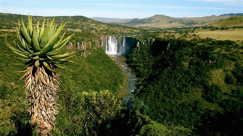 mooi river falls  drakensberg kwazulu natal south africa