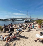 Bildergebnis für Wiesbaden Strandbad. Größe: 173 x 185. Quelle: sensor-wiesbaden.de