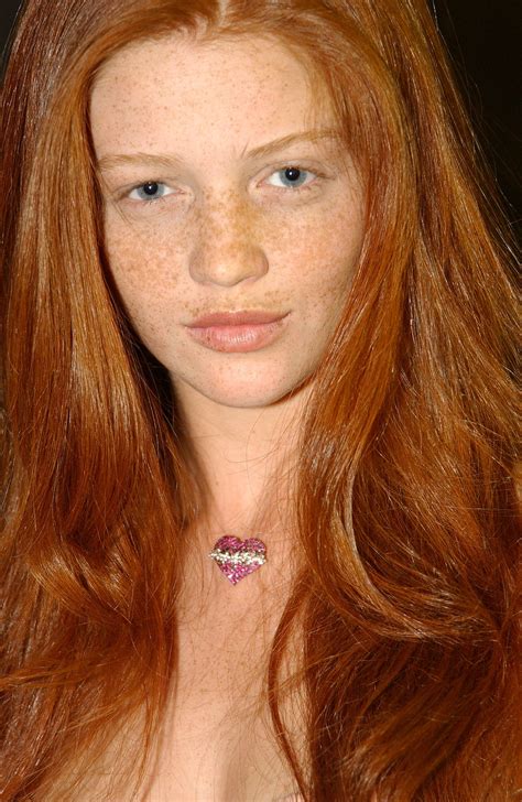 pin by tata yemch on ♡ ginger and freckles freckles cintia dicker