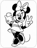 Minnie Mouse Coloring Pages Selfie Printable Mini Print Princess Cartoon Disneyclips Pdf Kids Taking Choose Board sketch template