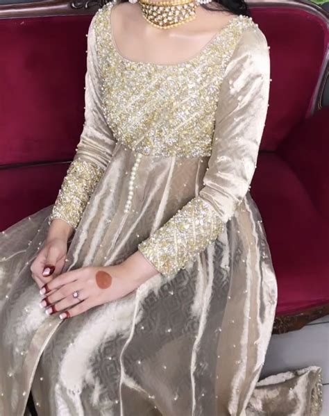 bride at her qawali night shadi dresses pakistani