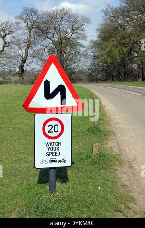 mile  hour sign  road  calm  speed  traffic stock photo  alamy