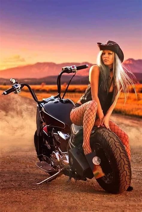 Pin By Rusty Johnson On Motor Cafe Racer Girl Motorcycle Riding