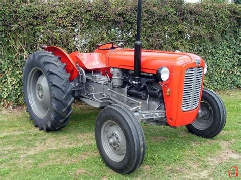 ad traktor ferguson   sale kocani kocani vehicles agricultural  forestry vehicles