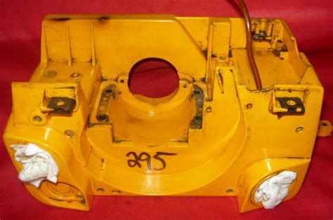 poulan pro  chainsaw crankcase chassis tank housing chainsawr