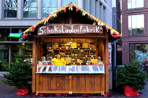 schokoladenfabrik foto bild weihnachten weihnachtsmarkt strasse