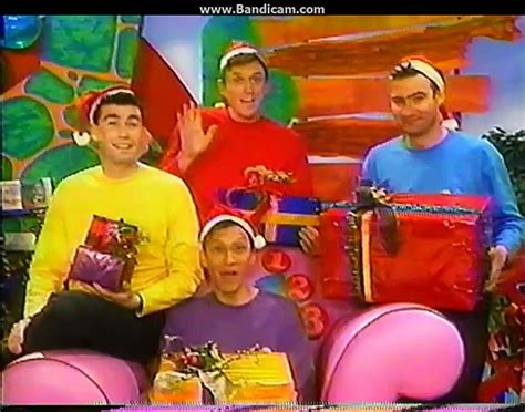 wiggles wiggly wiggly christmas part  video dailymotion