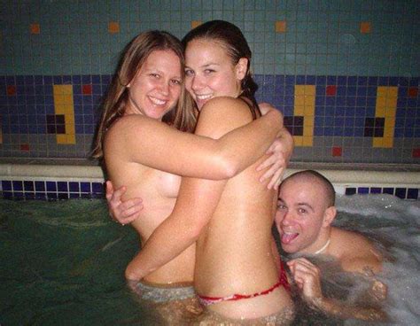 drunk amateur girls at a wild pool party pichunter