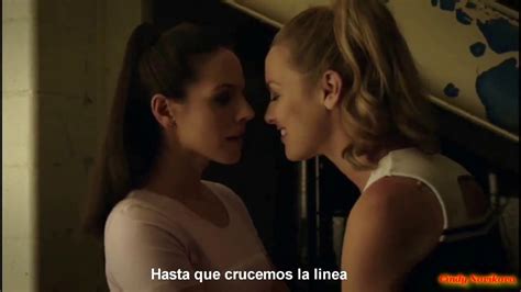 Into You Spanish Translation Romantic Lesbian Thematic Youtube