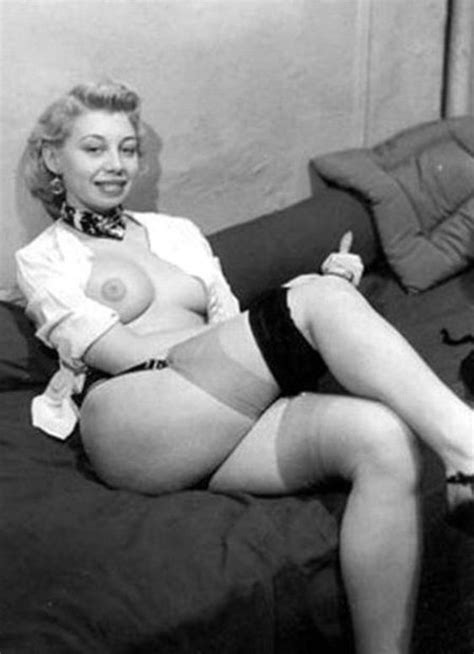 vintage female nude photo