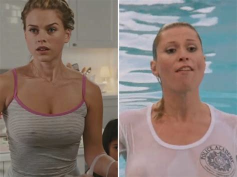 18 Awesome Braless Movie Moments Barnorama