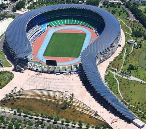 incredible football stadiums  didnt   existed