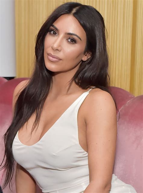 kim kardashian just dyed her hair red—and she looks so different kim