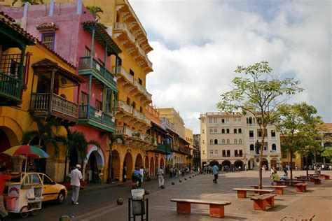 travelers guide  historical cartagena colombia  travel