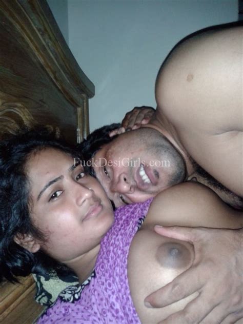 xxx sexy pakistani teens bhabhi aunty spreading her tight pussy showing big boobs