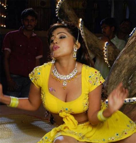 Celebraity S Hot And Sexy Images Desi Mallu Aunty Open
