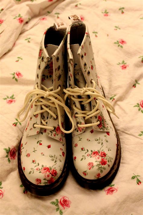 modern love splurgei  investment white rose dr martens