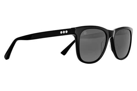 10 of the best wayfarer sunglasses for men fashionbeans