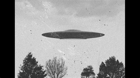 aliens flying discs  sightings    short history  ufos  america foxcom