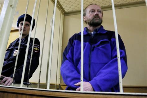 russian parliament passes amnesty bill that includes greenpeace crew