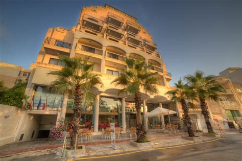 bella vista hotel  malta