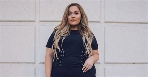 loey lane shuts down body shamers with her fat girl