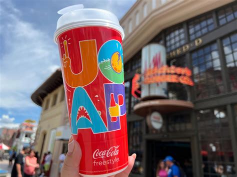 uoap coca cola freestyle refillable cup   universal studios florida wdw news today