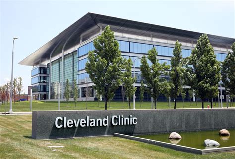 cleveland  close  streets   cleveland clinic