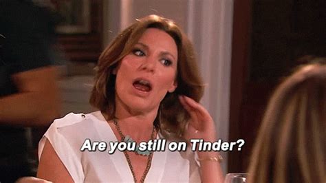 16 Things Only Girls Who Dont Know Why Theyre Single Understand Her