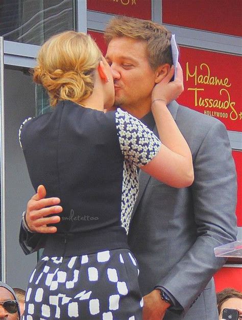 30 absolutely lovable photos featuring scarlett johansson and jeremy renner together geeks on