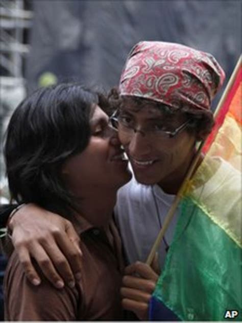 Mexico City Gay Marriage Law Upheld Bbc News