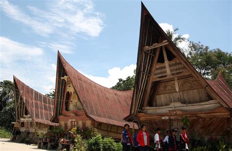 rumah adat batak toba rumah bolon rumah adat menjadi lambang budaya suku batak