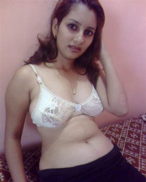 Desi Pics Desi Gf Bhabhi Aunty Nude Pics Collections