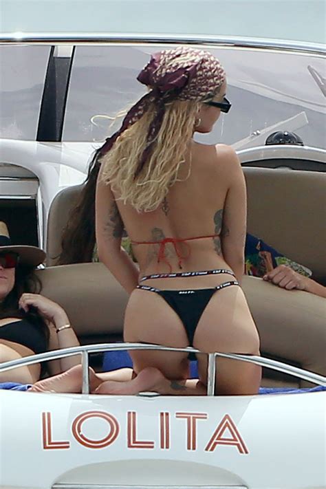 Rita Ora Sexy Ass In A Bikini 21 Photos And Videos The Fappening