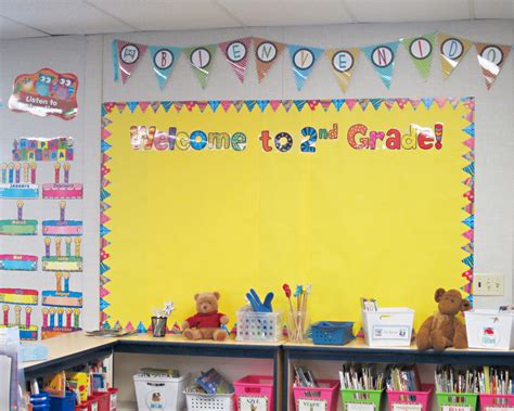 guerreros welcoming       classroom theme owls