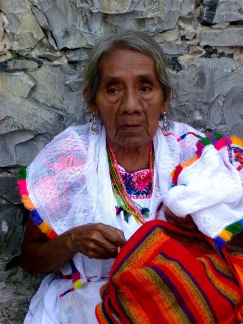 indigenous mexican woman mexican women women fashion