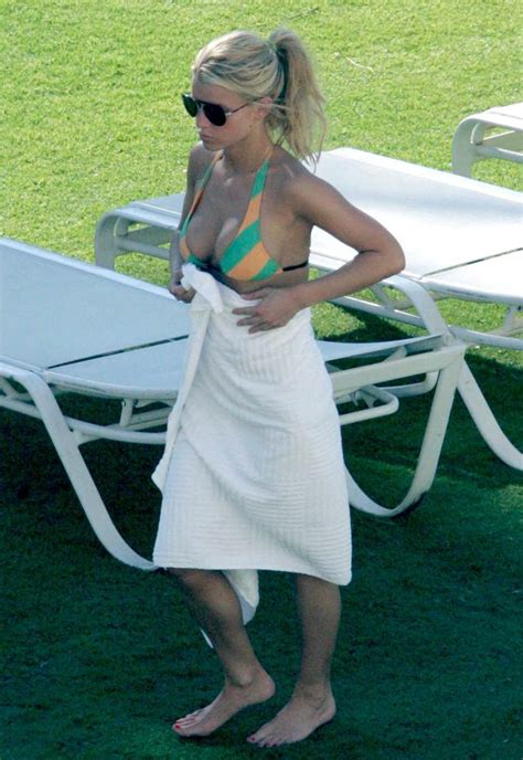 Jessica Simpson In A Bikini In Her Prime